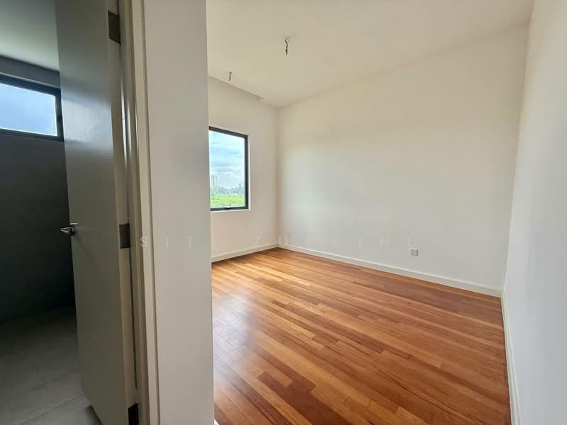 Bungalow for Sale in Shah Alam (Selangor) - Siti Zuraini - Bedroom - PropertyGuru.com.my