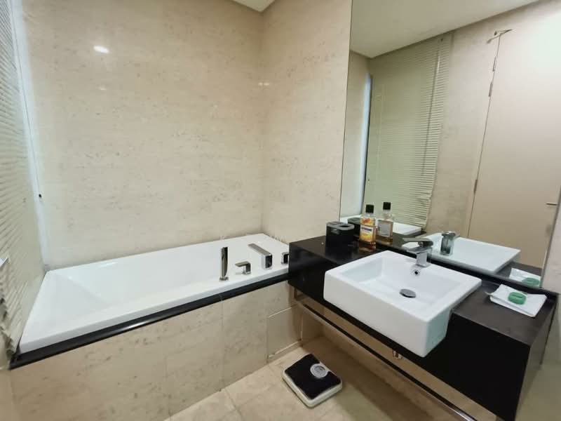 6 CapSquare untuk Untuk Disewa - RM 4,000 /bulan, Mac 2026 - Bathroom - PropertyGuru.com.my