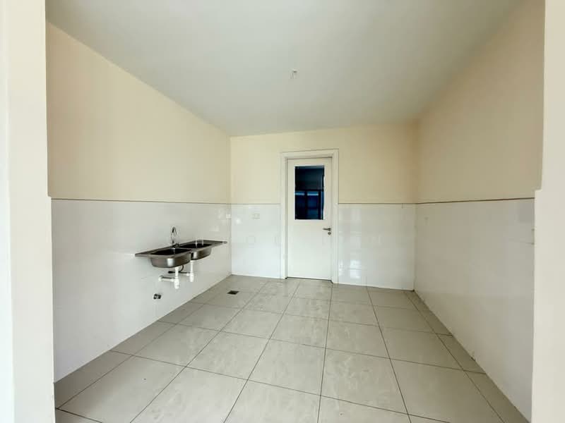 Bungalow for Sale in Kota Kemuning (Shah Alam) - Chloe Tan - Kitchen - PropertyGuru.com.my