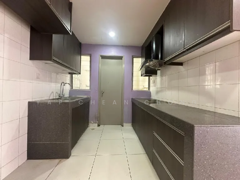 Townhouse for Sale in Klang (Selangor) - Yap Chean Chong - Kitchen - PropertyGuru.com.my