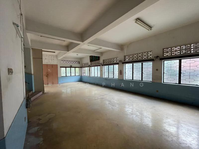 Zero-Lot Bungalow for Rent in Jalan Klang Lama (Old Klang Road) (Kuala Lumpur) - Roger Phang - Interior - PropertyGuru.com.my