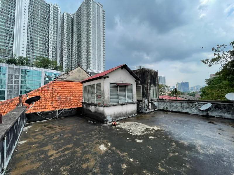 Zero-Lot Bungalow for Rent in Jalan Klang Lama (Old Klang Road) (Kuala Lumpur) - Roger Phang - Exterior - PropertyGuru.com.my