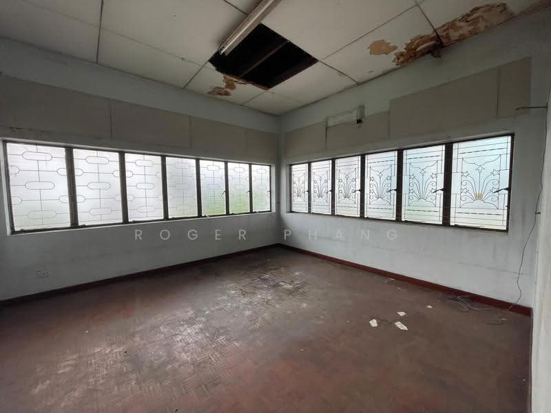 Zero-Lot Bungalow for Rent in Jalan Klang Lama (Old Klang Road) (Kuala Lumpur) - Roger Phang - Interior - PropertyGuru.com.my
