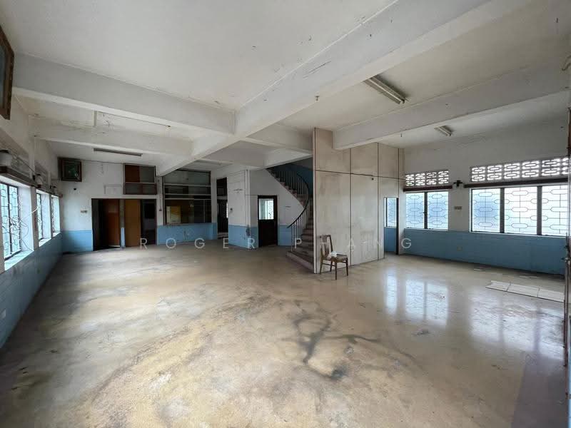 Zero-Lot Bungalow for Rent in Jalan Klang Lama (Old Klang Road) (Kuala Lumpur) - Roger Phang - Interior - PropertyGuru.com.my