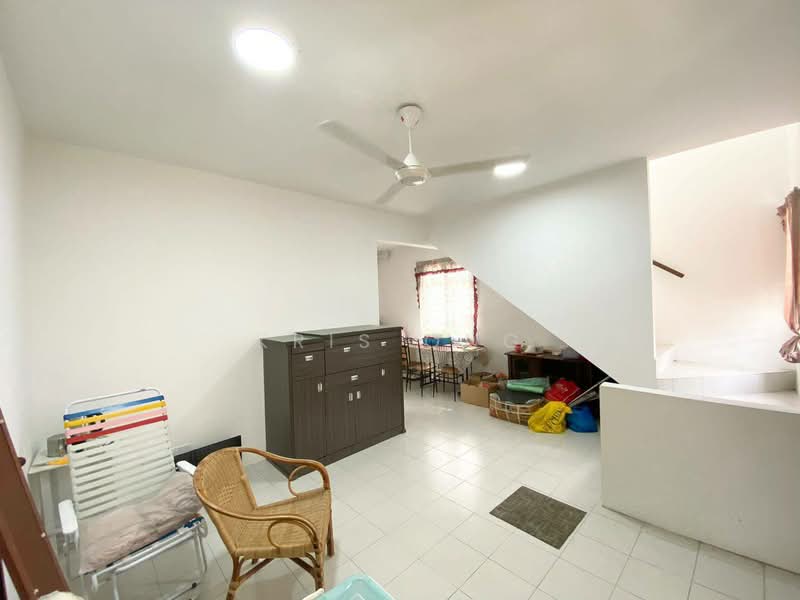 Setia Indah Medium Cost End Lot untuk Untuk Disewa - RM 1,550 /bulan, Mac 2026 - Living Room - PropertyGuru.com.my