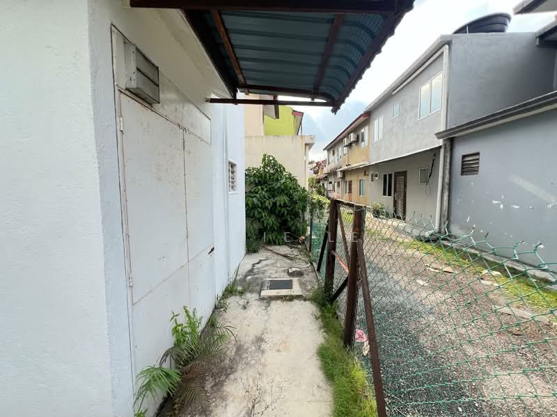 Terraced House for Sale in Bandar Botanic (Klang) - Winnie Lee - Exterior - PropertyGuru.com.my