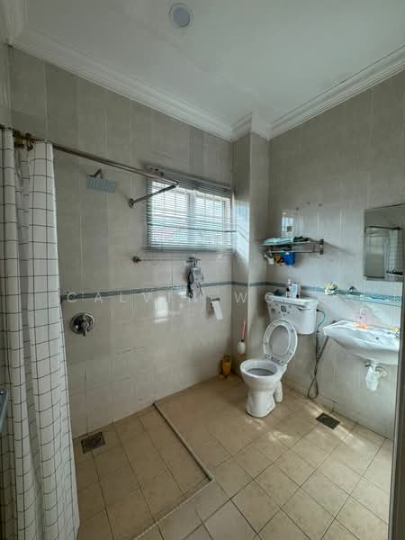 Impian Ema Impians Emas untuk Untuk Dijual - RM 898,000, Mac 2026 - Bathroom - PropertyGuru.com.my