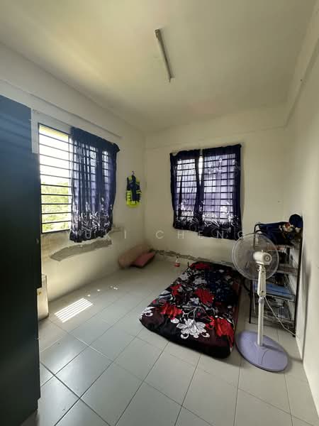 Taman Scientex Pasir Gudang untuk Untuk Dijual - RM 425,000, Mac 2026 - Bedroom - PropertyGuru.com.my