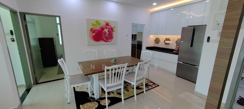 Setia Pinnacle untuk Untuk Disewa - RM 2,000 /bulan, Mac 2026 - Dining Room - PropertyGuru.com.my