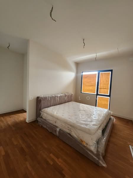 Semi-Detached House for Sale in Bandar Sungai Long (Selangor) - Danny Low - Bedroom - PropertyGuru.com.my