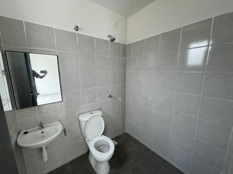 Terraced House for Rent in Bandar Mahkota Banting (Tanjong Duabelas) - Joshua Fan - Bathroom - PropertyGuru.com.my