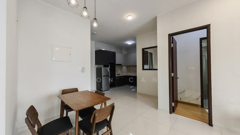 Royal Strand @ Country Garden Danga Bay untuk Untuk Disewa - RM 2,400 /bulan, Mac 2026 - Dining Room - PropertyGuru.com.my