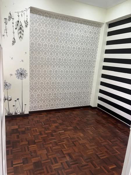 For Sale - Vista Condominium