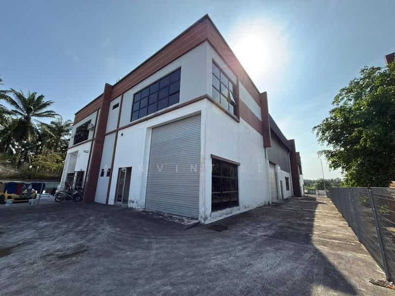 Cluster Factory for Rent in Kampung Ulu Pulai (Pekan Nanas) - Aervint Lee - Exterior - PropertyGuru.com.my