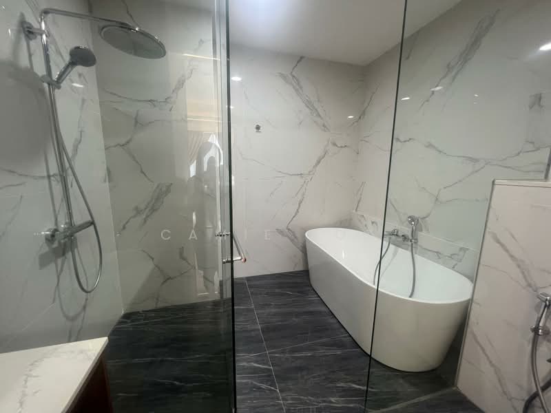 Core Residence @ TRX untuk Untuk Disewa - RM 7,500 /bulan, Mac 2026 - Bathroom - PropertyGuru.com.my