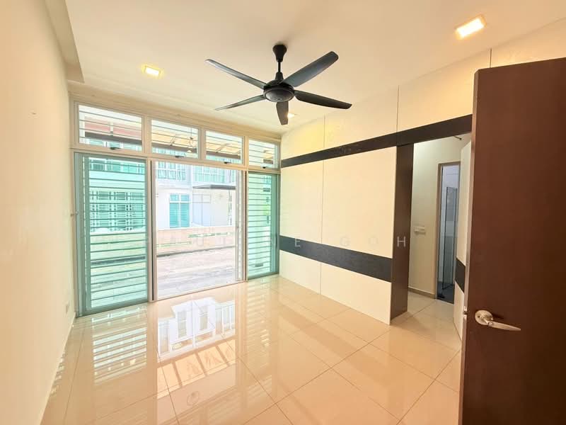 Apartment for Sale at The Seed Taman Sutera Utama - Pauline Goh - Bedroom - PropertyGuru.com.my