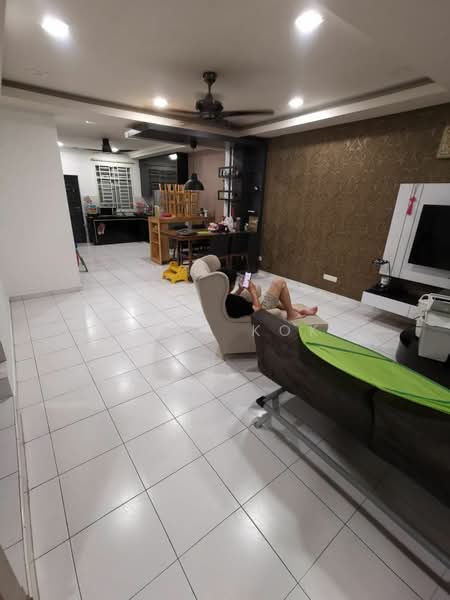 Bukit Indah untuk Untuk Dijual - RM 890,000, Mac 2026 - Living Room - PropertyGuru.com.my