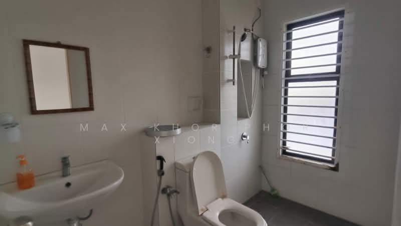 2-storey Terraced House for Rent in Seksyen U13 (Setia Alam) - Max Khor Phor xiong - Bathroom - PropertyGuru.com.my
