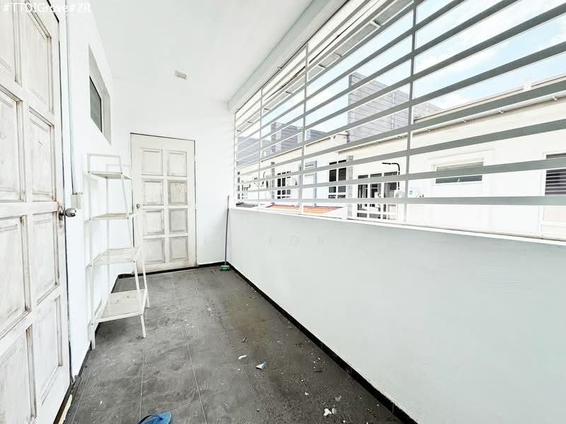 2-storey Terraced House for Sale in Kajang (Selangor) - Ali Idris - Balcony - PropertyGuru.com.my