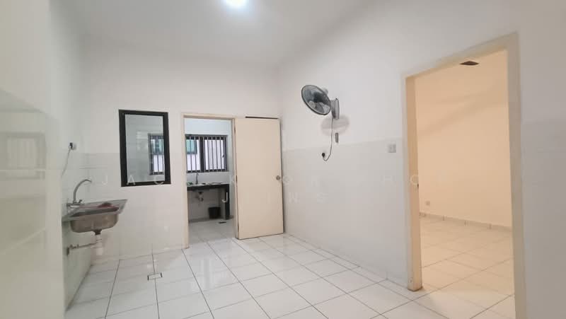 2-storey Terraced House for Rent in Seksyen U13 (Setia Alam) - Jack Khor Phor Jiing - Kitchen - PropertyGuru.com.my