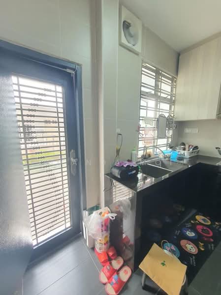 For Sale - Pekan Nana Pekans Nanas