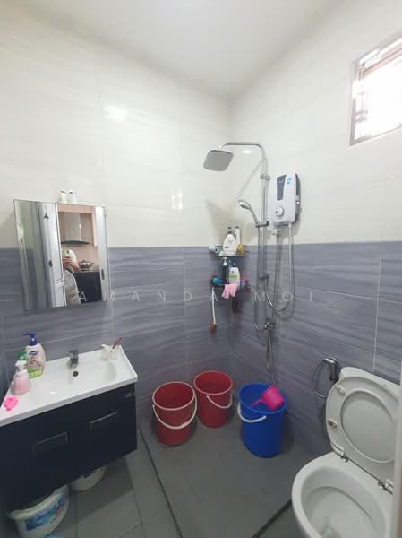 For Sale - Pekan Nana Pekans Nanas