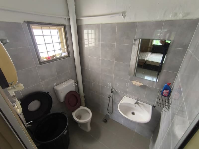 Delima J Apartment untuk Untuk Disewa - RM 1,600 /bulan, Mac 2026 - Bathroom - PropertyGuru.com.my