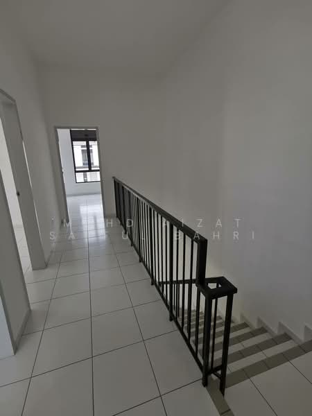 Terraced House for Sale in Eco Grandeur (Puncak Alam) - Mohd Aizat Saiful Bahri - Corridor - PropertyGuru.com.my