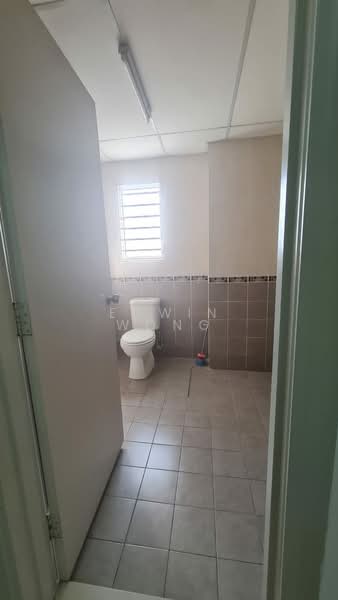 Condominium for Rent at Selayang Point - Edwin Wong - Bathroom - PropertyGuru.com.my