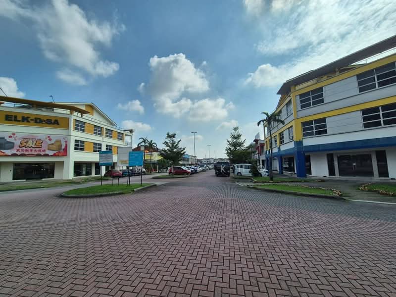 Shop for Rent in Klang (Selangor) - Emily Kho - Exterior - PropertyGuru.com.my