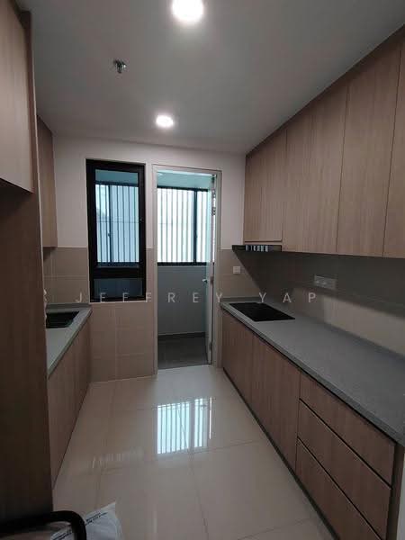 Kediaman Servis untuk Disewa di The Pulse Residence - Jeffrey Yap - Kitchen - PropertyGuru.com.my