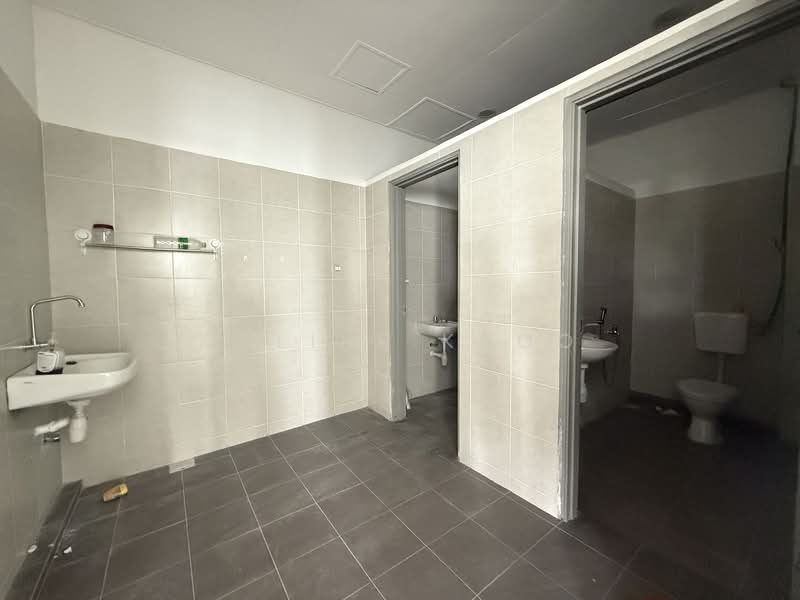 Factory for Sale in TAMAN PUCHONG UTAMA (Puchong) - Celine Khoo - PropertyGuru.com.my