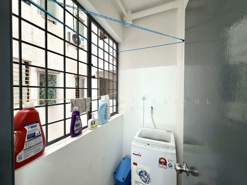 Villa Tropika untuk Untuk Dijual - RM 245,000, Mac 2026 - Balcony - PropertyGuru.com.my