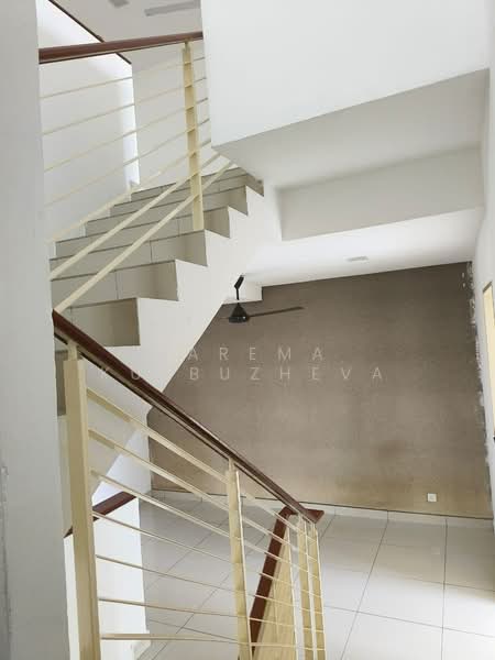 3-storey Terraced House for Rent in Taman Subang Mas (Subang Jaya) - Zarema Kulbuzheva - Interior - PropertyGuru.com.my