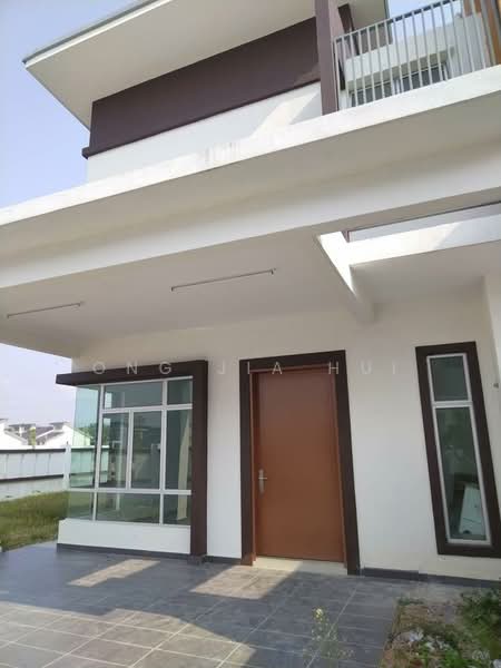 Rumah Teres 2-Tingkat untuk Disewa di Bandar Springhill (Jimah) - Ong Jia Hui - Exterior - PropertyGuru.com.my