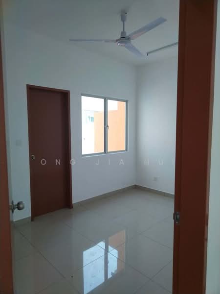 Rumah Teres 2-Tingkat untuk Disewa di Bandar Springhill (Jimah) - Ong Jia Hui - Interior - PropertyGuru.com.my