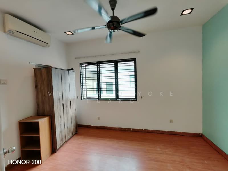 2-storey Terraced House for Rent in Bukit Raja (Selangor) - Veni Foo Yoke Fuang - Bedroom - PropertyGuru.com.my