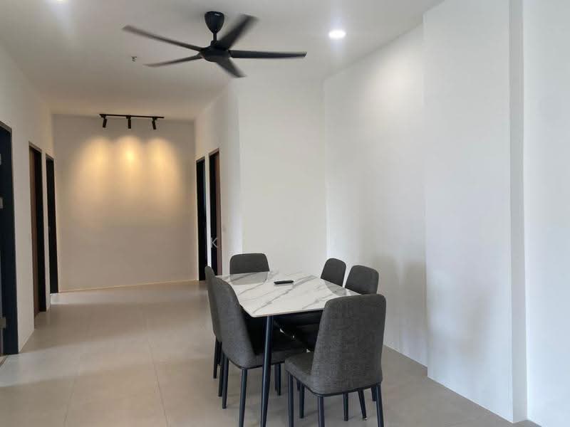 Pangsapuri untuk Disewa di Doncaster Residence - KC Jee - Corridor - PropertyGuru.com.my