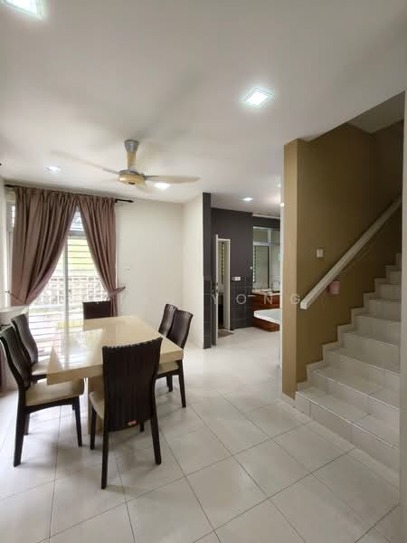2-storey Terraced House for Rent in Taman Nusa Idaman (Iskandar Puteri (Nusajaya)) - Fish Yong - Dining Room - PropertyGuru.com.my