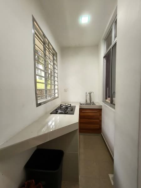 2-storey Terraced House for Rent in Taman Nusa Idaman (Iskandar Puteri (Nusajaya)) - Fish Yong - Kitchen - PropertyGuru.com.my