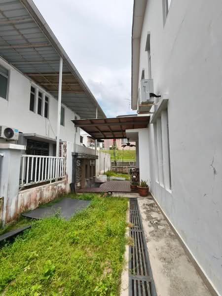 2-storey Terraced House for Rent in Taman Nusa Idaman (Iskandar Puteri (Nusajaya)) - Fish Yong - Exterior - PropertyGuru.com.my