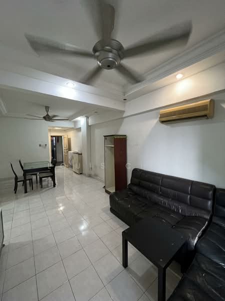 Apartment for Sale at Bayu Puteri 2 - Louis Chin - Living Room - PropertyGuru.com.my