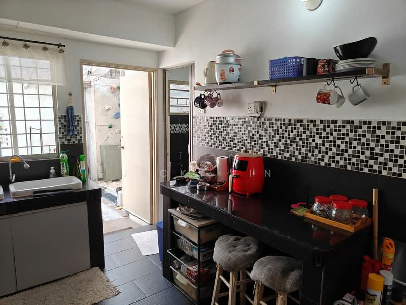 Wangsa Baiduri untuk Untuk Dijual - RM 728,000, Mac 2026 - Kitchen - PropertyGuru.com.my