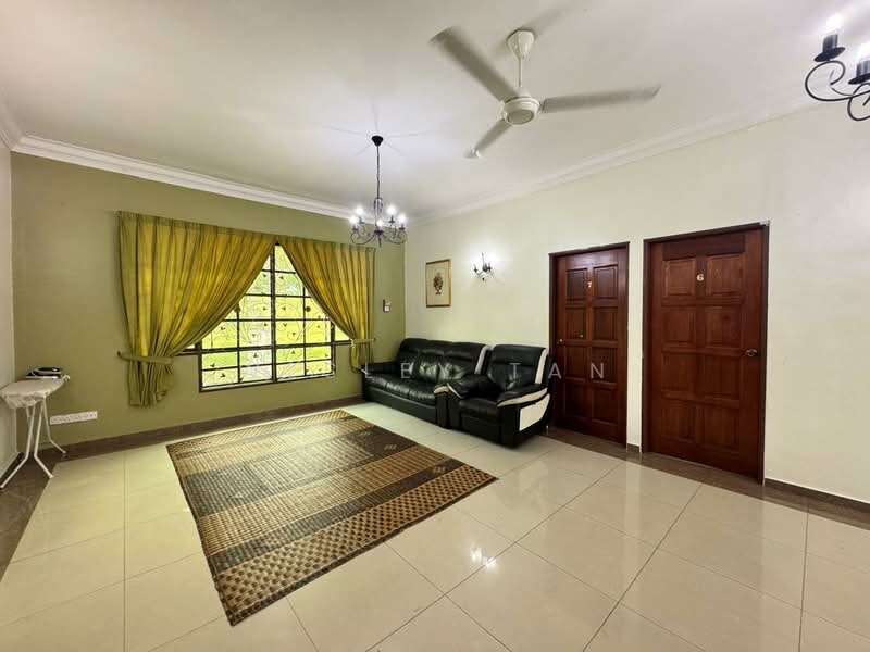 Hotel / Resort for Rent in Durian Tunggal (Alor Gajah) - Wesley Tan - Living Room - PropertyGuru.com.my