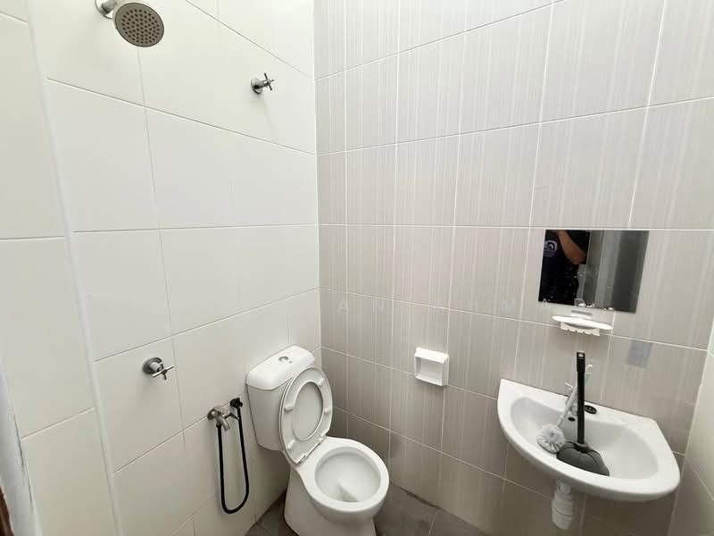 Semi-Detached House for Sale in Telok Panglima Garang (Selangor) - Wan Azlan Ahmad - PropertyGuru.com.my