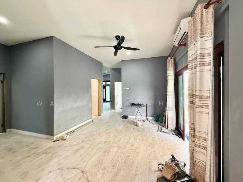 Semi-Detached House for Sale in Telok Panglima Garang (Selangor) - Wan Azlan Ahmad - PropertyGuru.com.my