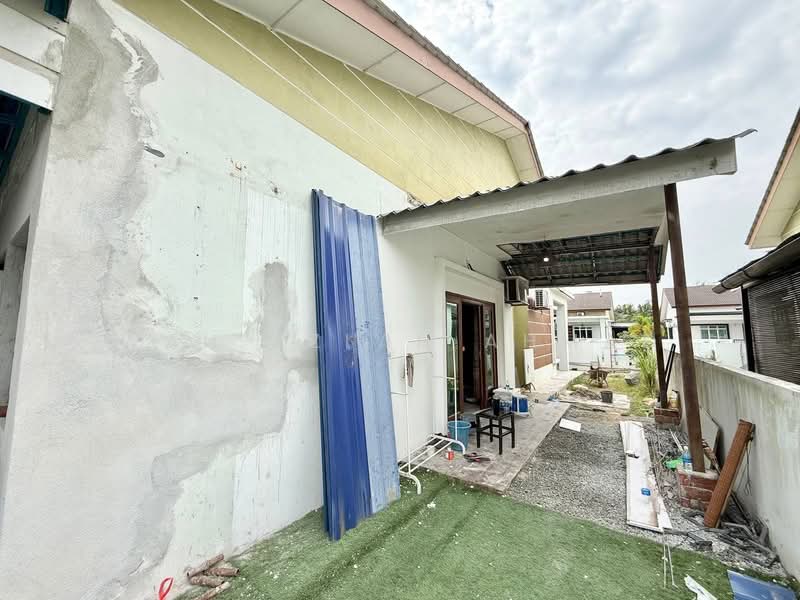 Semi-Detached House for Sale in Telok Panglima Garang (Selangor) - Wan Azlan Ahmad - PropertyGuru.com.my
