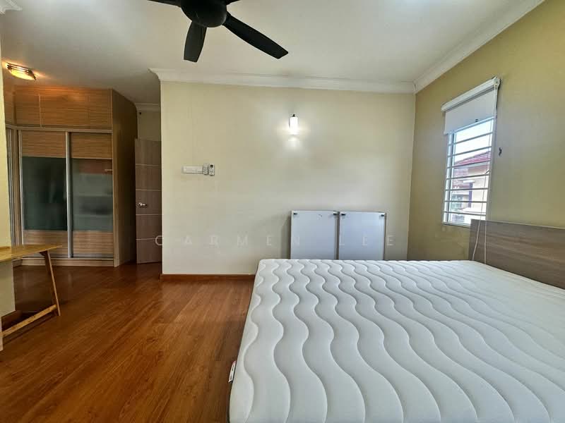 Taman Perindustrian UEP untuk Untuk Dijual - RM 800,000, Mac 2026 - Bedroom - PropertyGuru.com.my