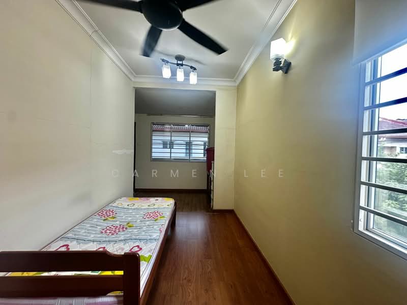 Taman Perindustrian UEP untuk Untuk Dijual - RM 800,000, Mac 2026 - Bedroom - PropertyGuru.com.my