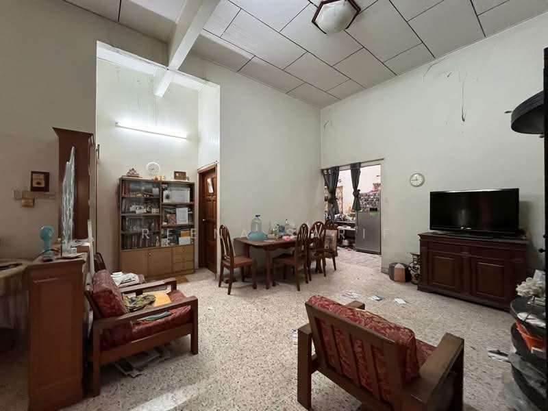 Seksyen 3 untuk Untuk Dijual - RM 1,200,000, Mac 2026 - Living Room - PropertyGuru.com.my